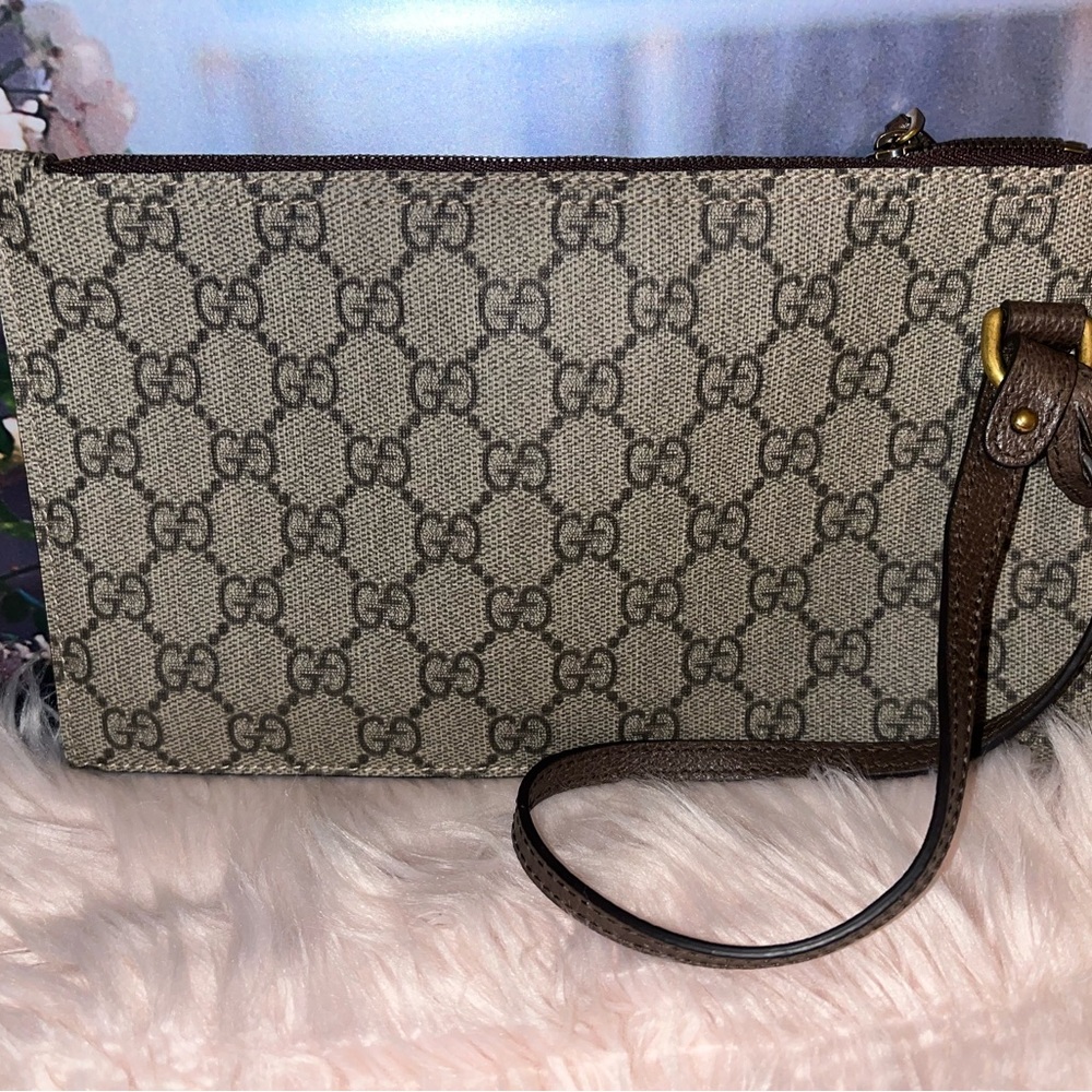 Authentic GUCCI GG Ophidia Wristlet Pouch